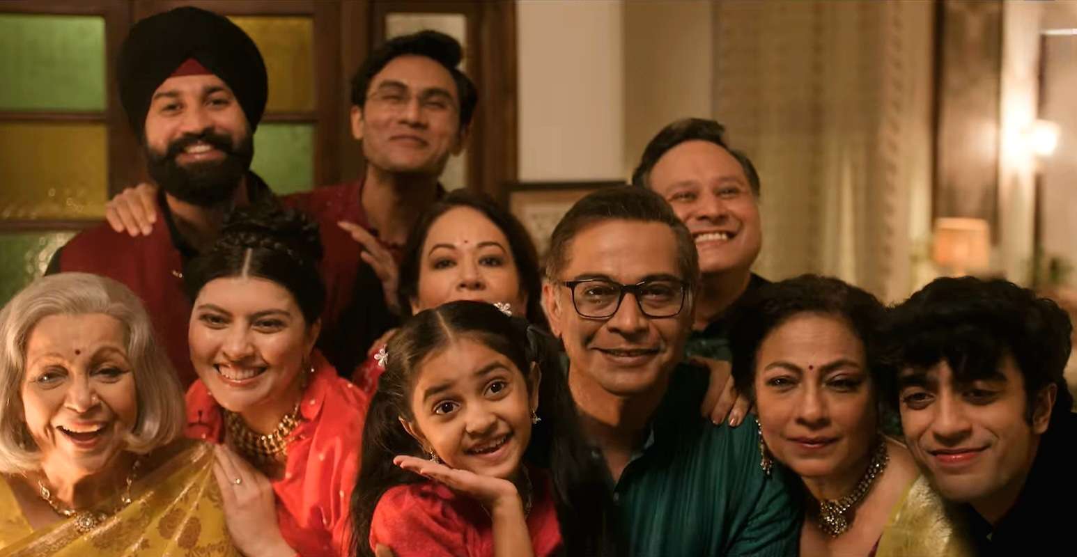 Meethe Mein Kya Hai : The Chaotic Family Comedy